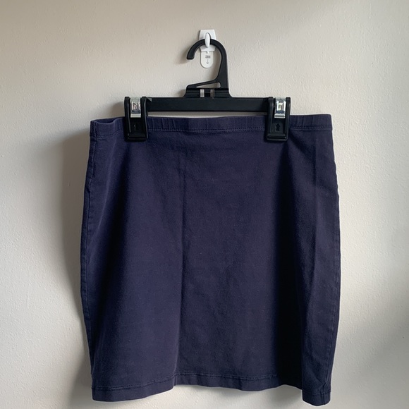 ✨H&M NAVY BLUE MINI SKIRT SIZE 6 - Picture 1 of 3